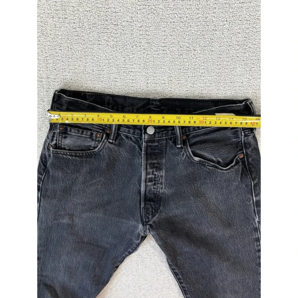 Levis 501 Original Fit Washed Black Jeans Mens 32 Button Fly Denim SKU 0050